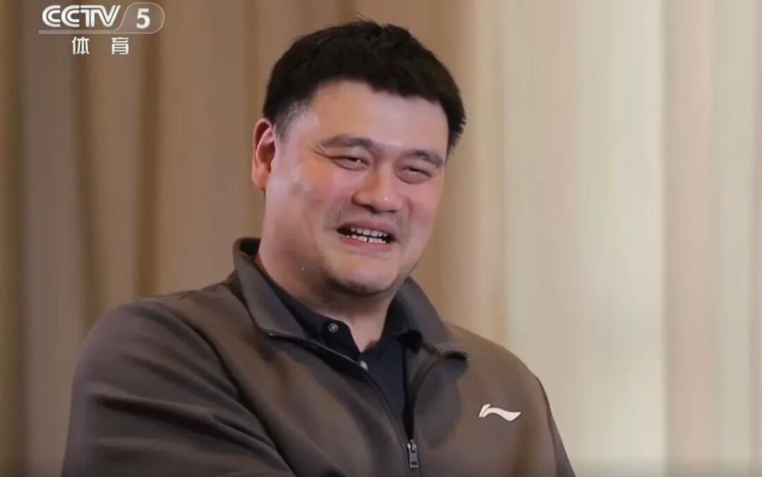 "姚明自曝日常:吃饭睡觉打魔兽 状态拉满" "姚明自曝日常:吃饭睡觉打魔兽 状态拉满"