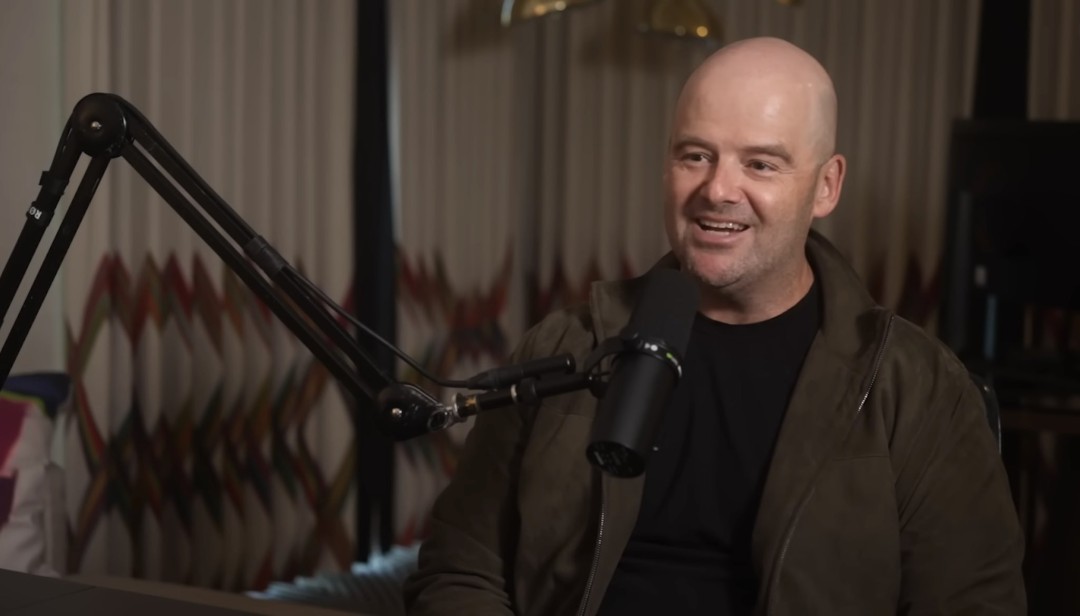 从纽约客到游戏传奇：Dan Houser如何将人生写入《GTA》与《荒野大镖客》